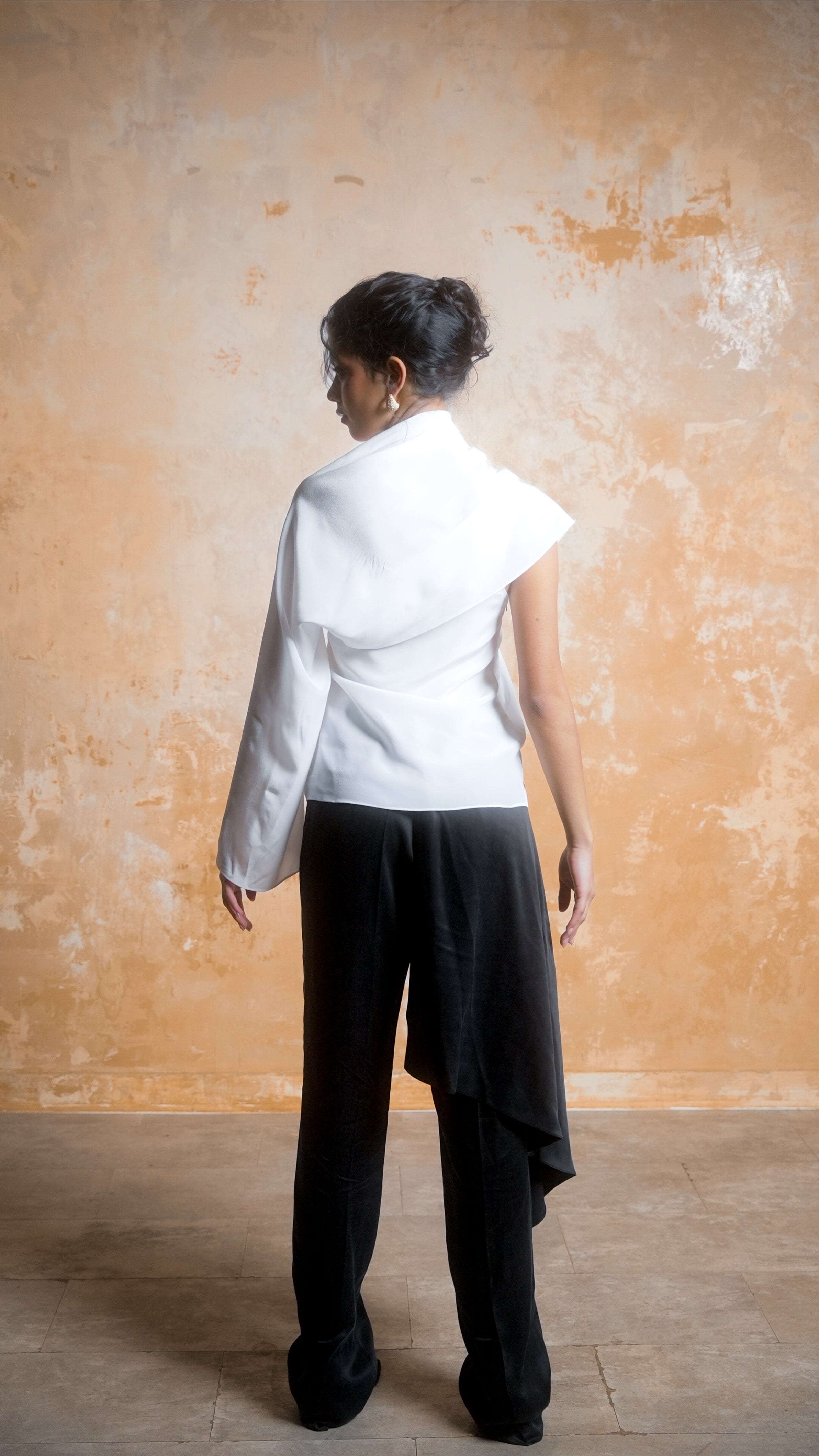 THE MUSE TOP